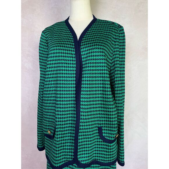 Vintage Skirt and Jacket Set Plus Size - Picture 2 of 7